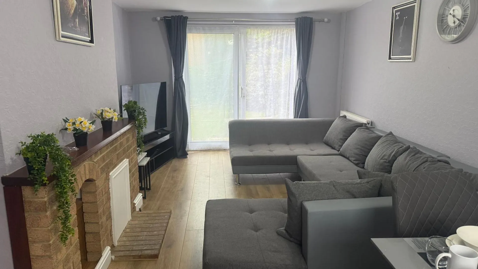 D'Luxe Royal 3 Bedrooms House Belvedere 0*,  United Kingdom